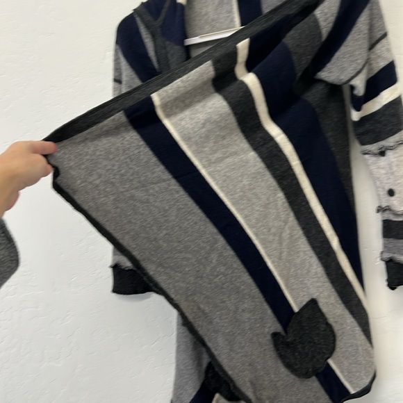 One-of-kind cashmere sweater made by Cyndi Buck Design - Picture 3 of 8